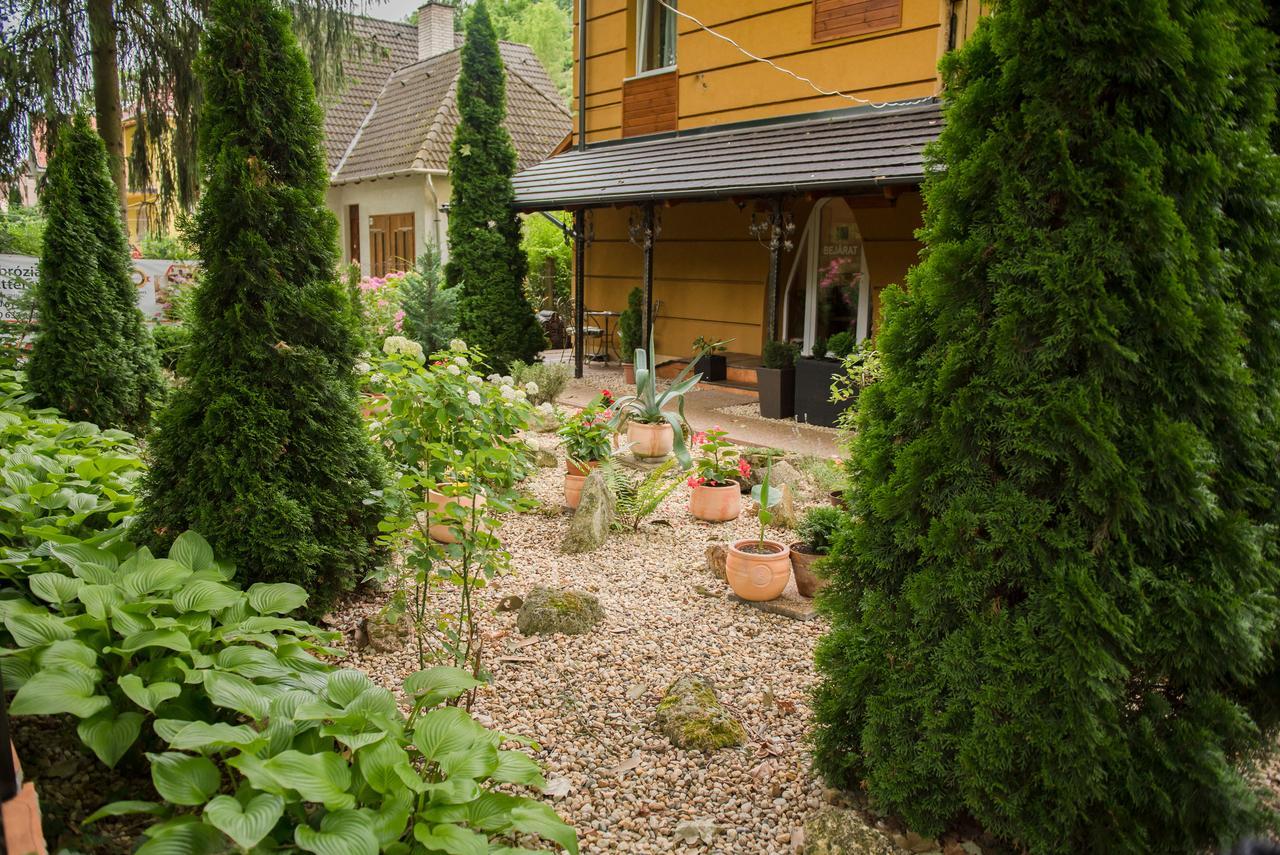 Ambrozia Szallashely Es Etterem Miškovec Exteriér fotografie