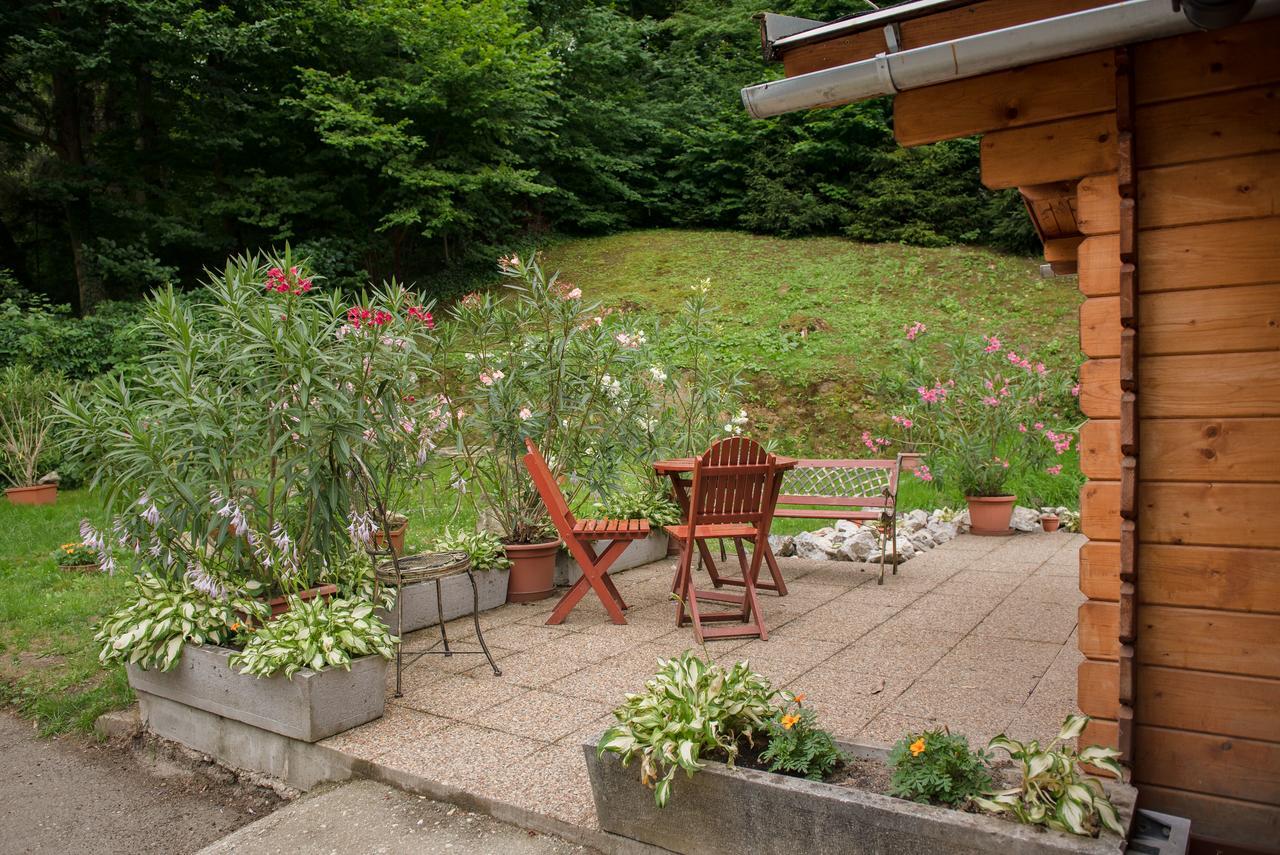Ambrozia Szallashely Es Etterem Miškovec Exteriér fotografie