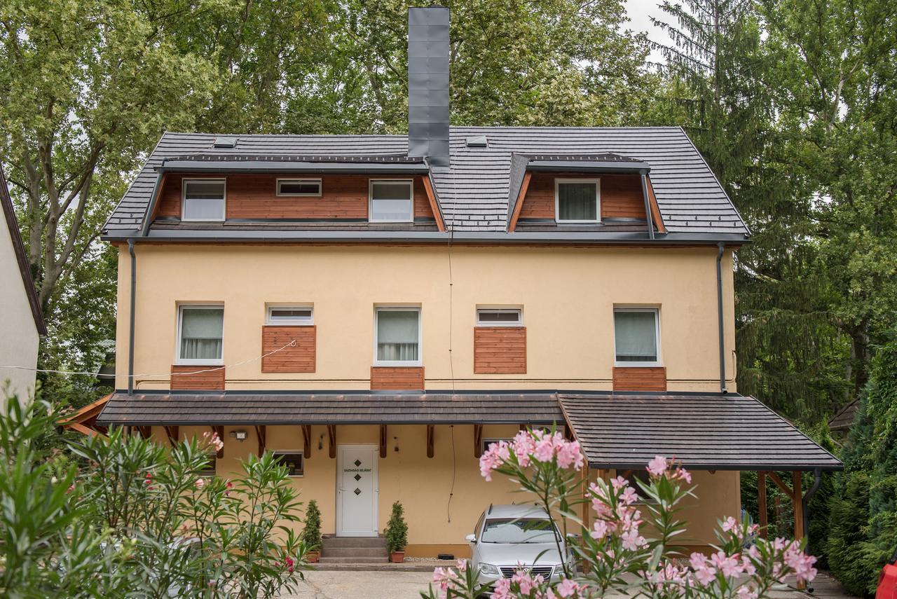 Ambrozia Szallashely Es Etterem Miškovec Exteriér fotografie